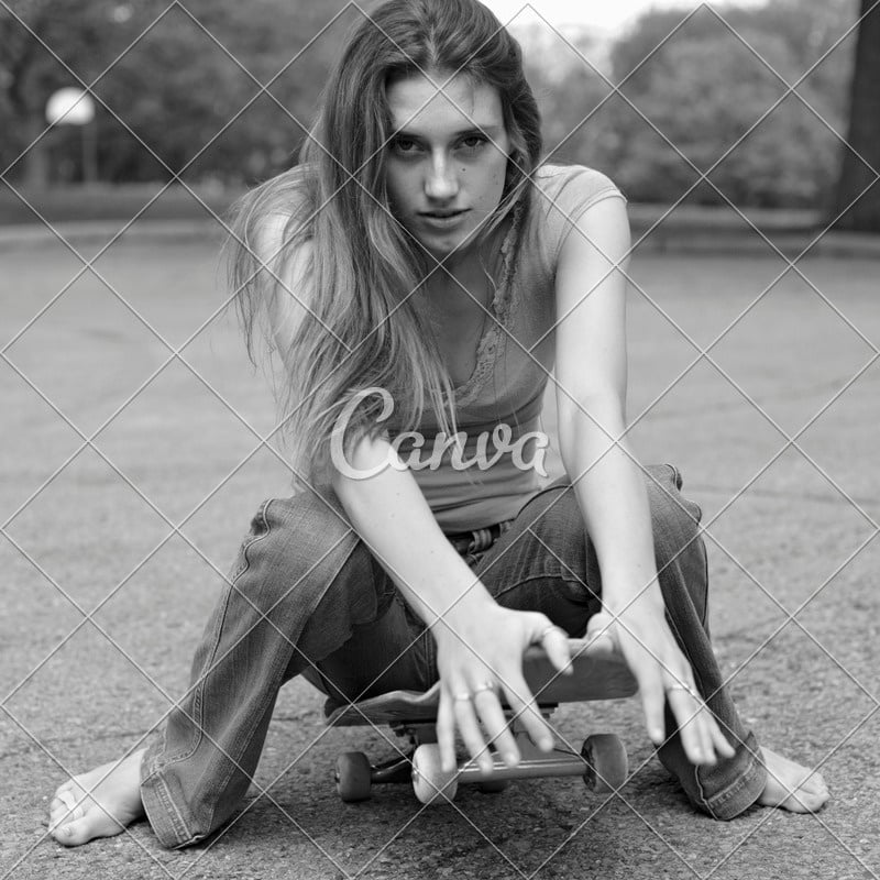 Skateboard chick b/w