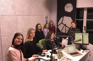 Latvijas Radio Ēnu dienā viesojās zinātkāri jaunieši